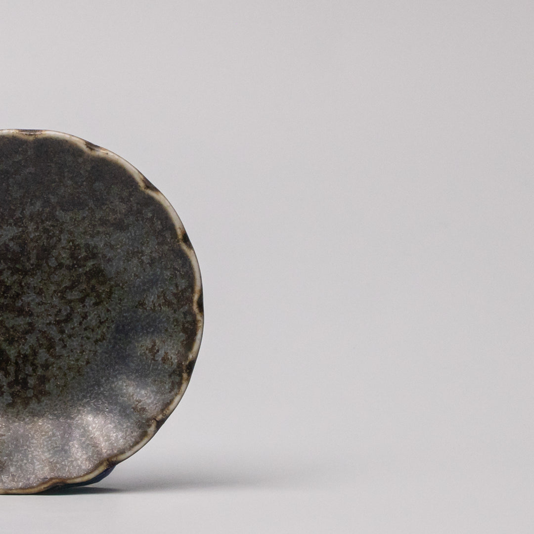Sauce Dish 8cm Scallop Indigo Fade Glaze - Image 4