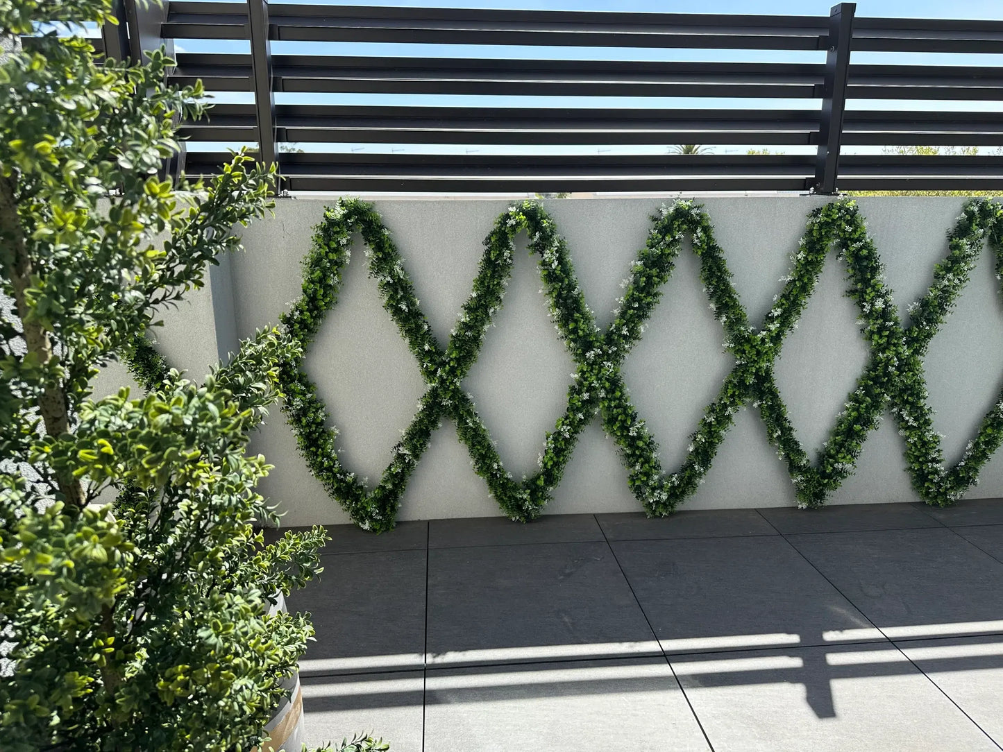 Artificial Extendable Hanging Flowering White Eucalyptus Vine UV Resistant 55cm - Image 5
