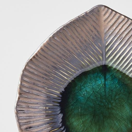 Plate Leaf Shape 16cm Midori Green Glaze - Image 2
