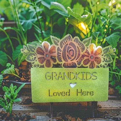 Grandkids Colourful Garden Stake 42cm - Image 2