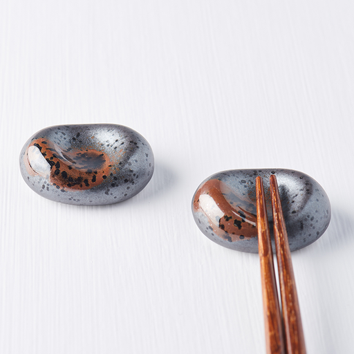 Chopstick Rest Pebble Matt Black Glaze - Image 4