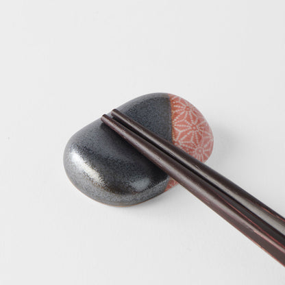 Chopsticks Rest Pebble Black Orange - Image 2