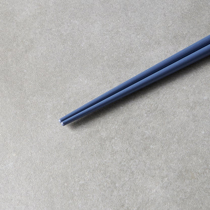 Chopsticks Lacquered Navy & White - Image 2
