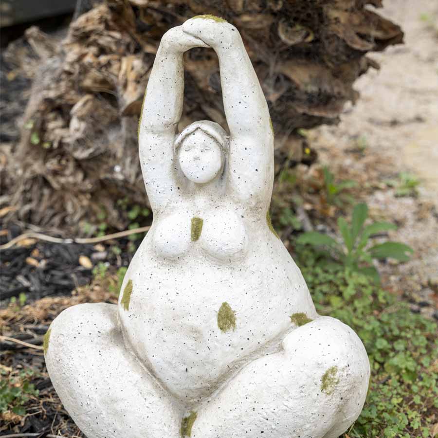 Yoga Pose Lady Garden Statue 24x43cm - Image 4