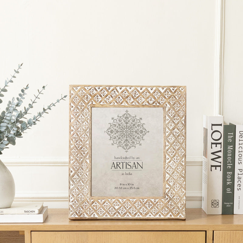 Handcrafted 8x10in 'Diamond Flower' Photoframe 36cm - Image 3