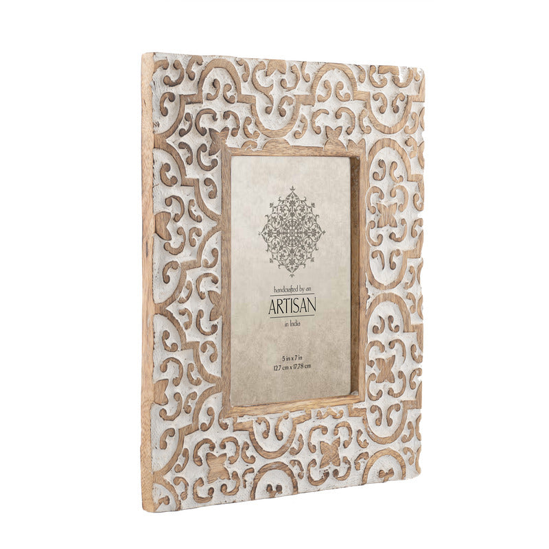 Handcrafted 5x7in 'Quatrefoil' Photoframe 29cm - Image 4