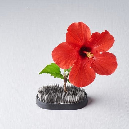 Kenzan Ikebana Pin Base 9cm Joined Circles - Image 2