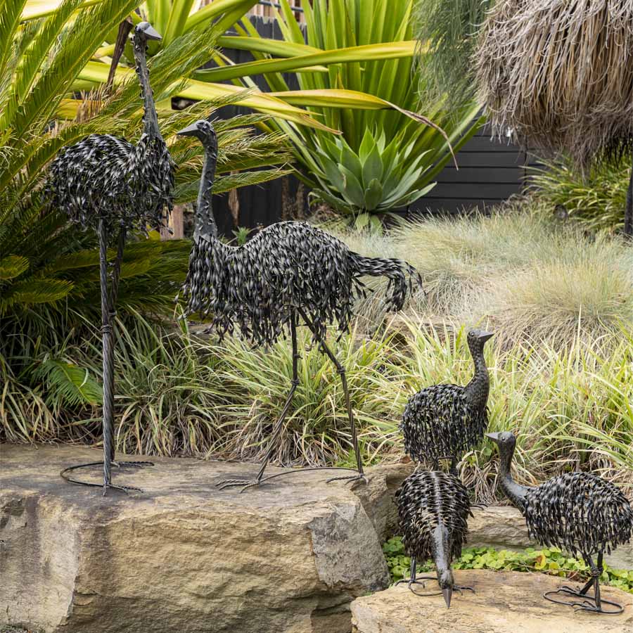 Metal Mrs Emu Garden Statue 55x92cm - Image 4