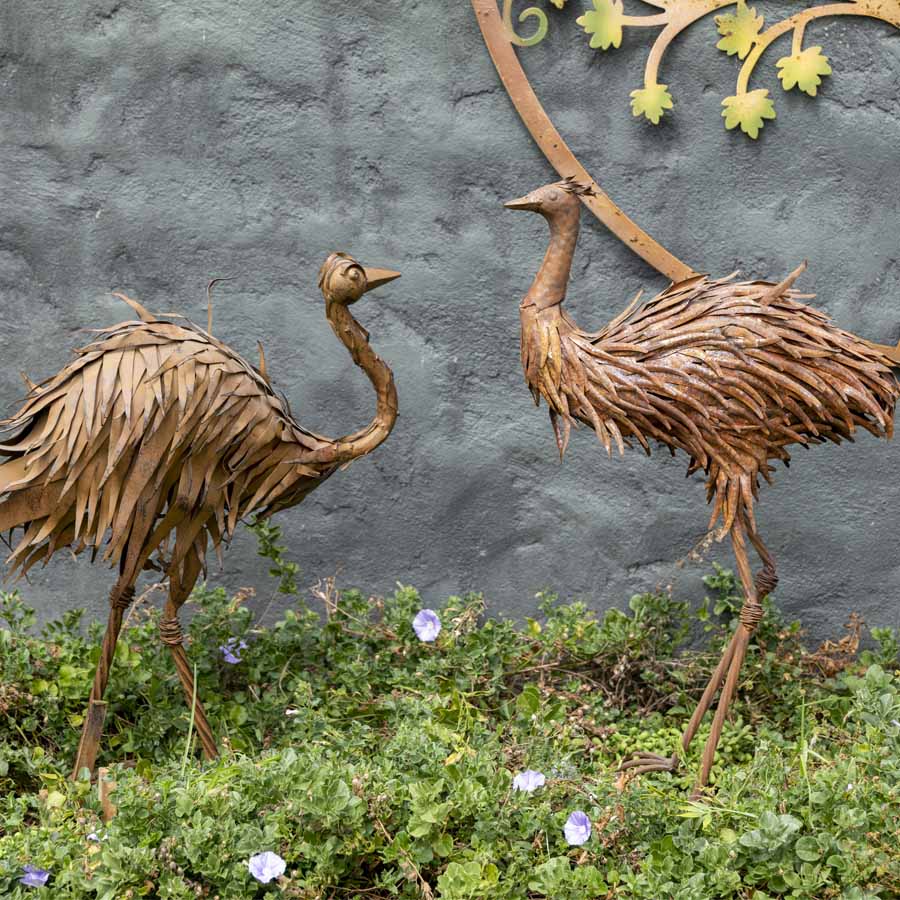 Set 2 Large Assorted Emus Garden Statue 37x58cm - Image 5