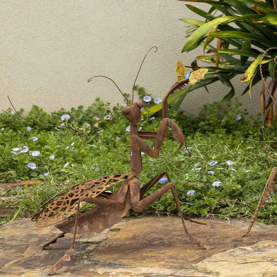 Lucky Praying Mantis W Butterfly Garden Ornament 50x58cm - Image 4