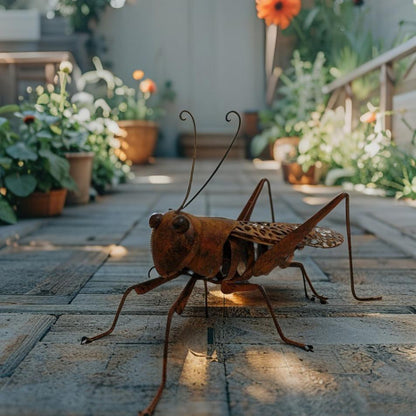 Lucky Praying Mantis w Leafy Rear Legs 73cm - Image 2