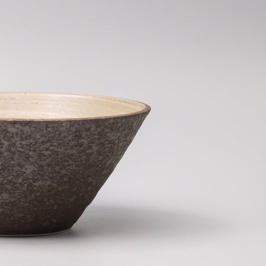 Bowl 19.5cm V Shape Nin Rin Glaze - Image 2