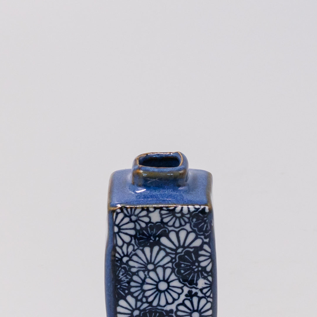 Vase Oblong Indigo Chrysanthemum - Image 3