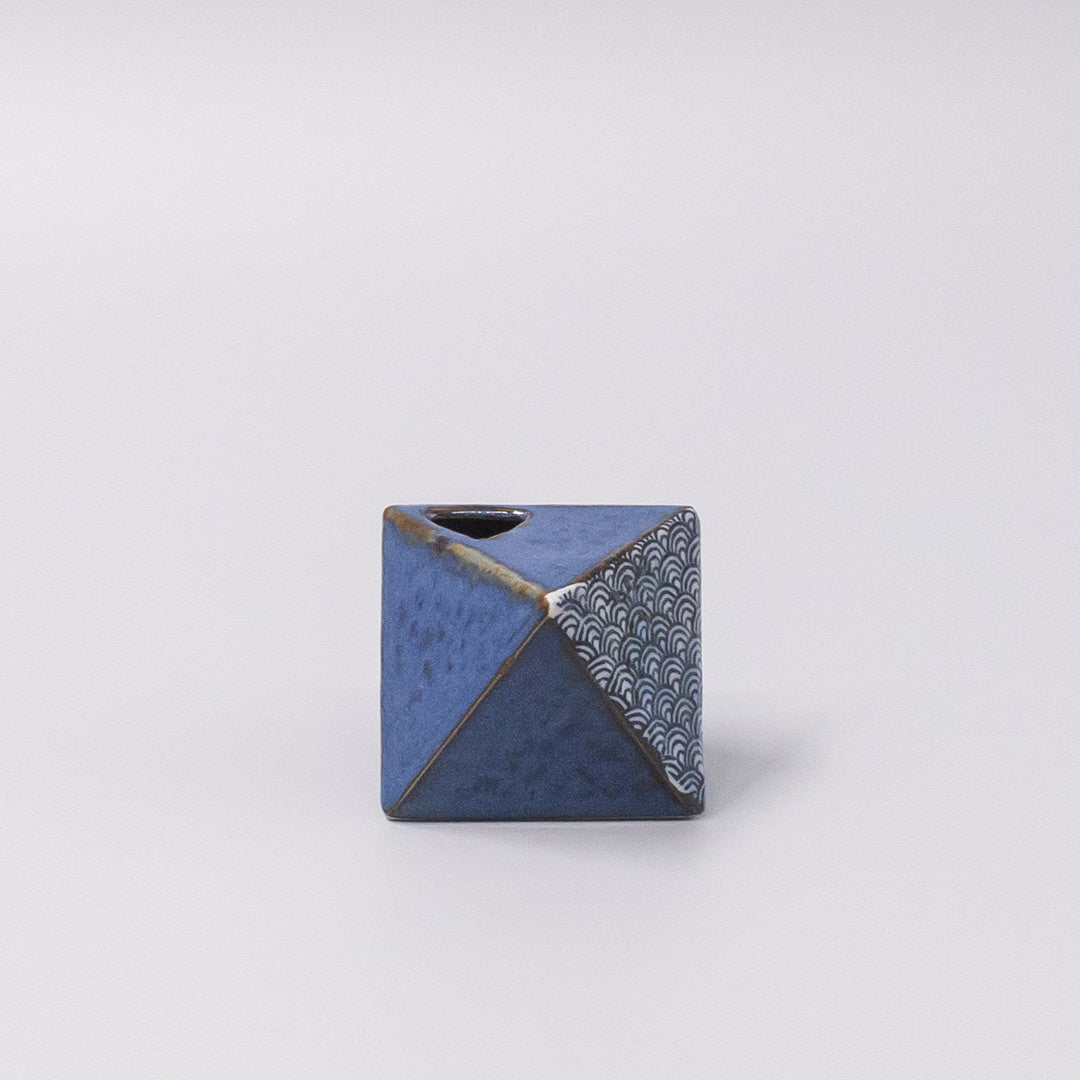 Vase Triangular Indigo Wave 130ml - Image 4