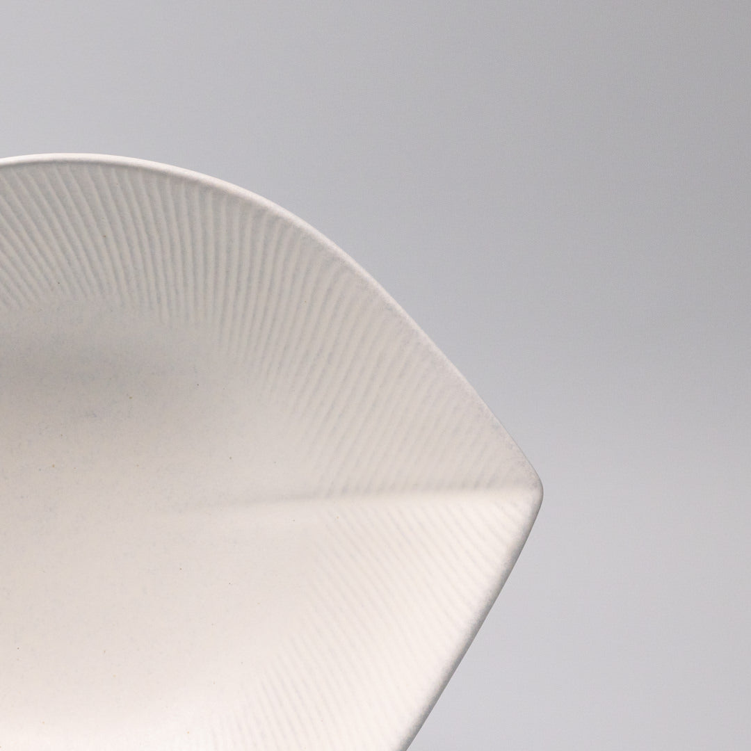 Large Bowl 24cm Snow Leaf Glaze - Image 2