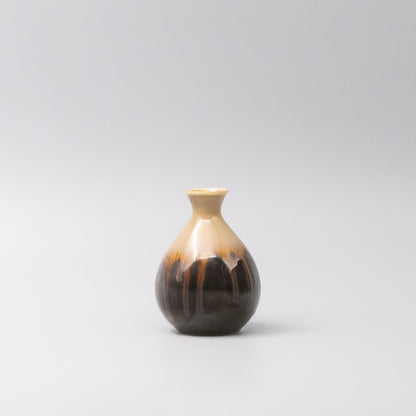 Sake Jug 300ml Black Gloss Sunflower Drip Glaze - Image 4
