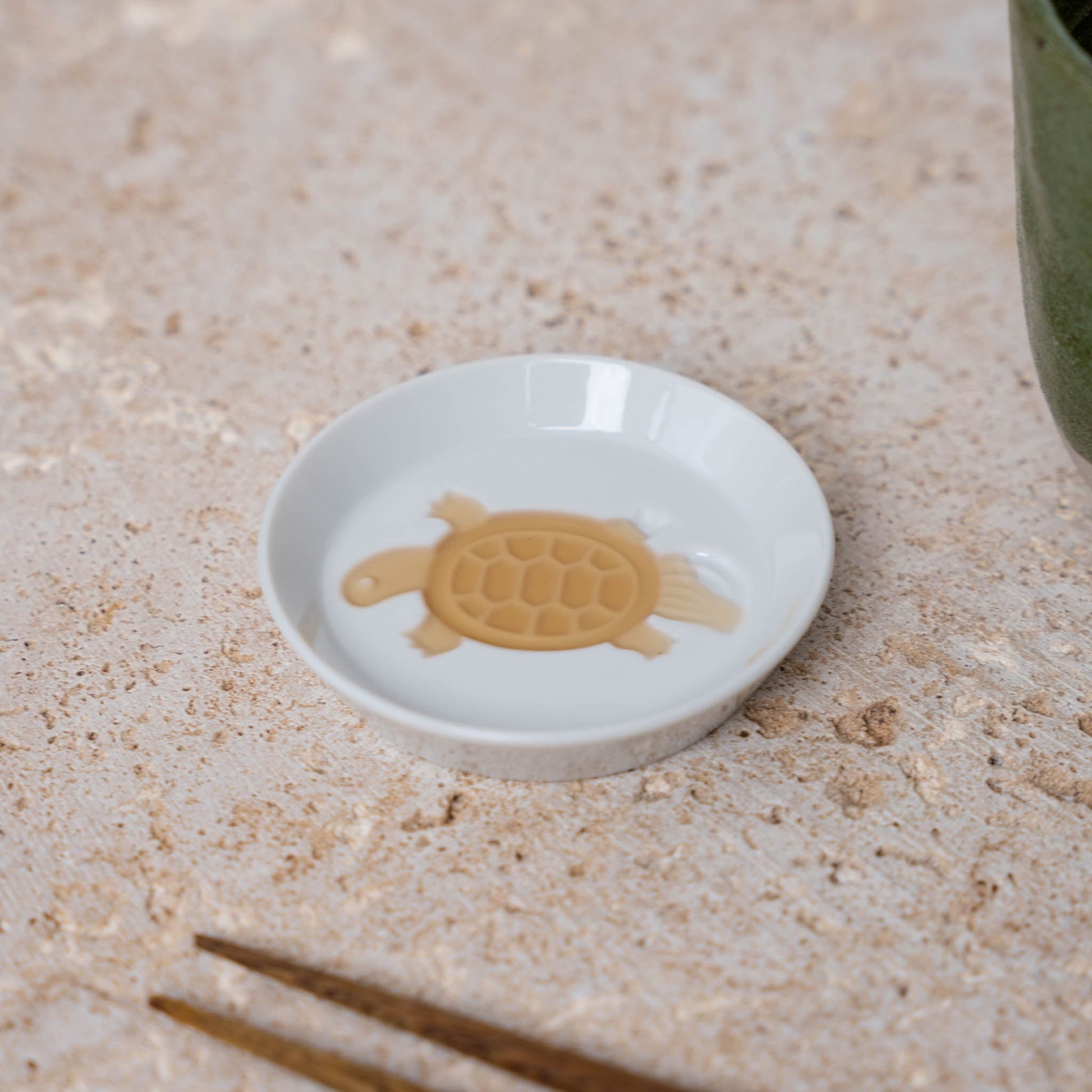 Sauce Dish Silhouette Tortoise - Image 2