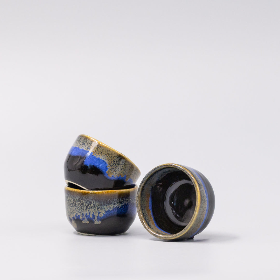 Sake Set for Four 330ml Black Blue Glaze - Image 3