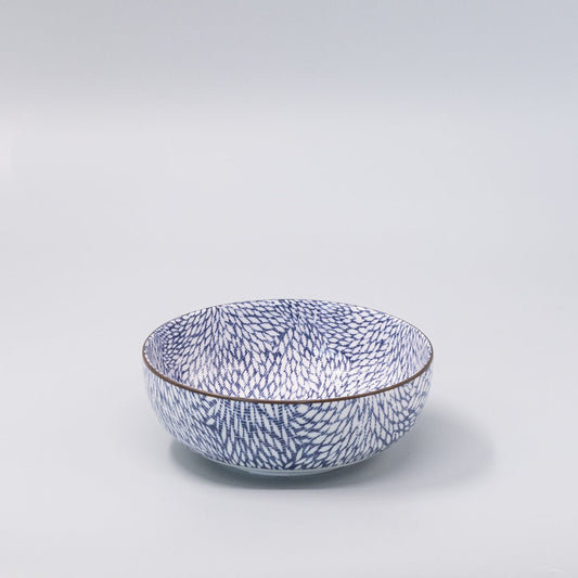 Bowl 17.8cm Chrysanthemum Design