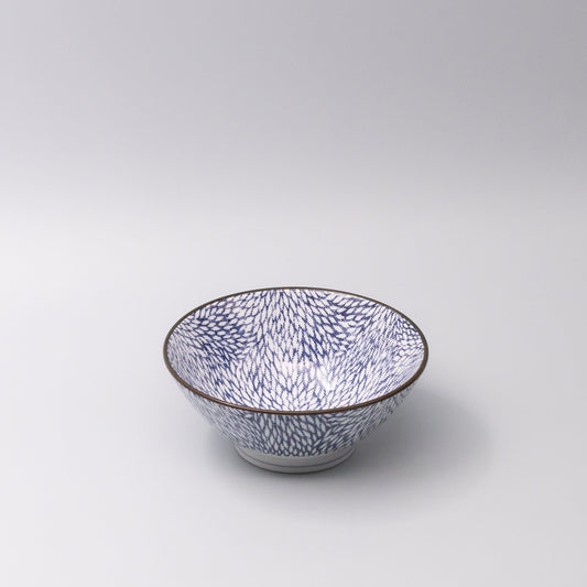 Udon Bowl 17.5cm Chrysanthemum Design