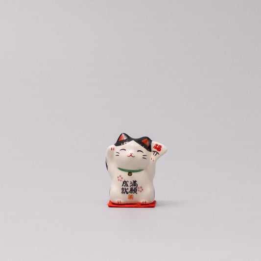 Okimono Victory Lucky Cat - Image 2