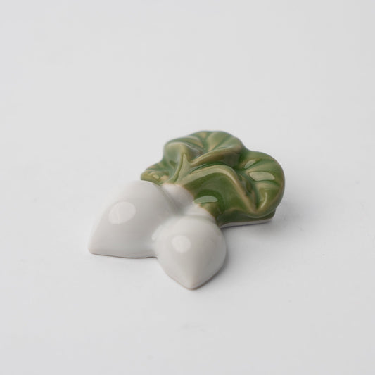 Chopstick Rest White & Green Radish - Image 2