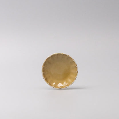 Sauce Dish 8cm Scallop Saffron Gloss Glaze - Image 4