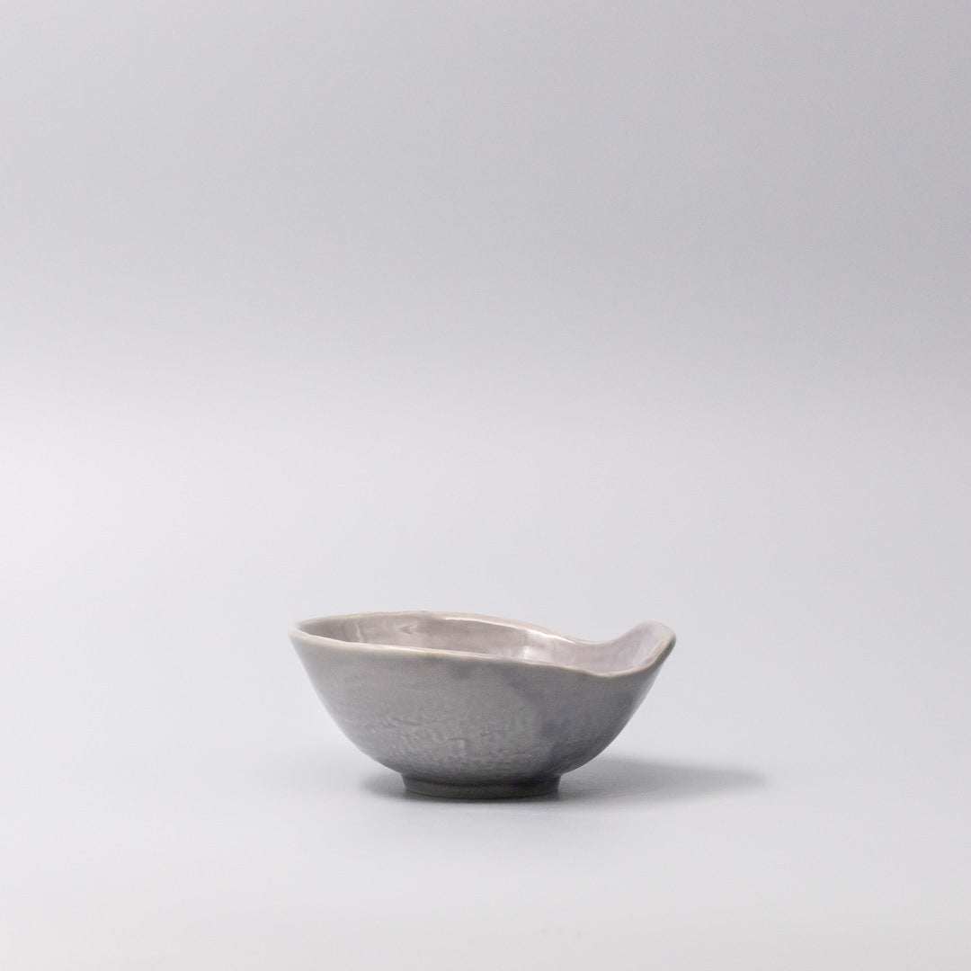 Bowl with Handle 13cm Amethyst Glaze - Image 3