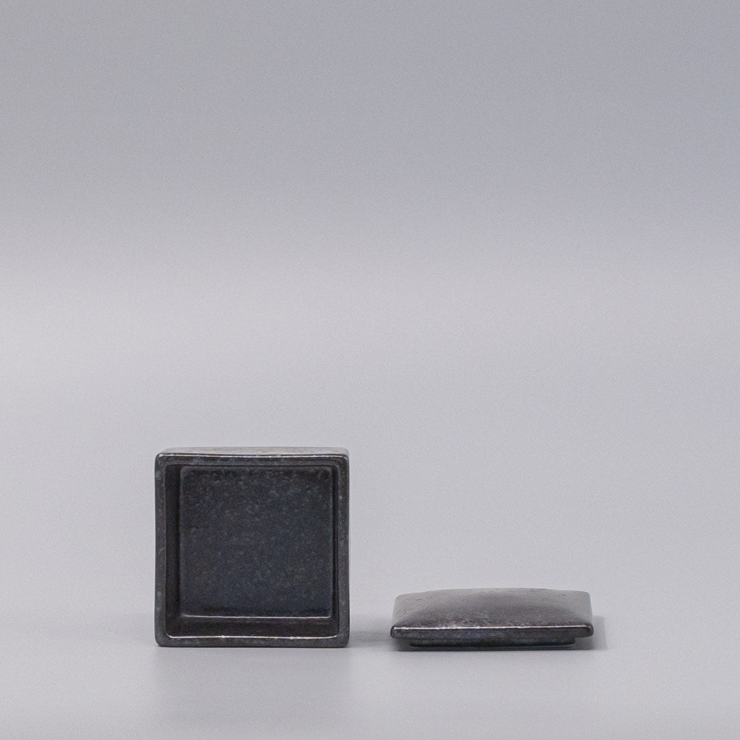 Box with Lid 7cm Craft Black Glaze - Image 3