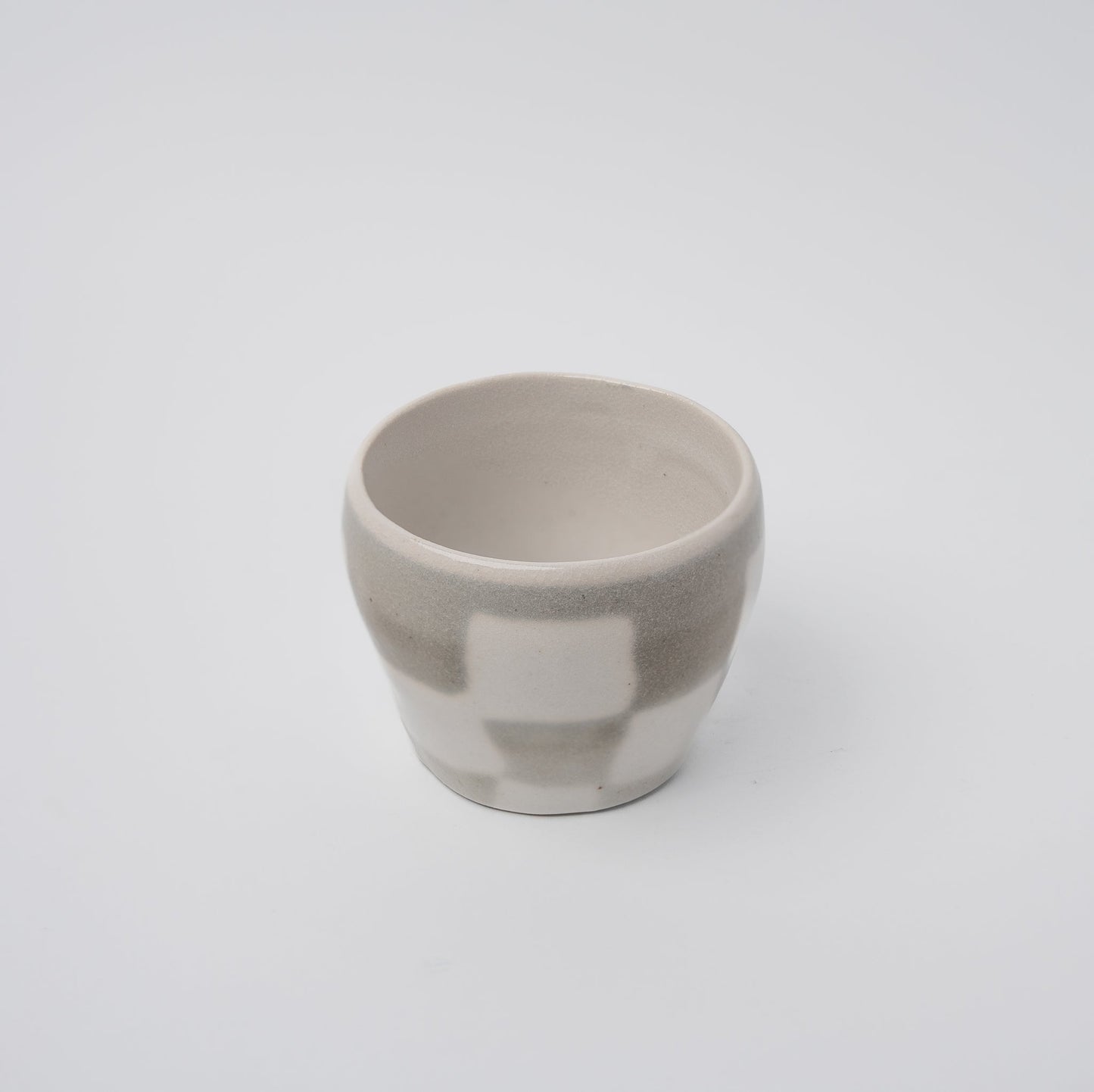 Cup 8cm 160ml Cream Grey Check Design - Image 2