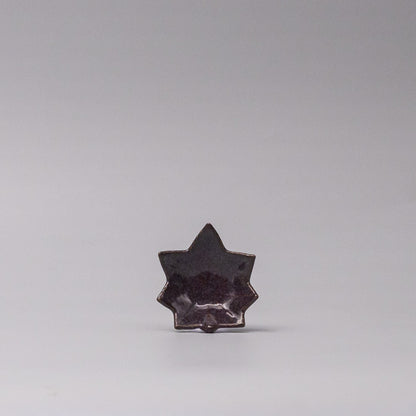 Sauce Dish Maple Leaf 6cm Rasin - Image 3