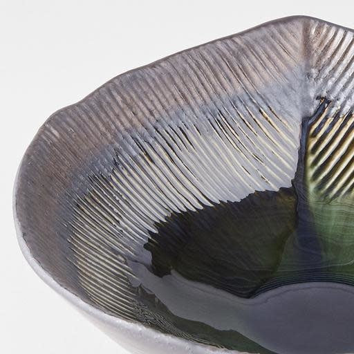 Bowl Leaf Shaped 24cm Midori Green Glaze - Image 3