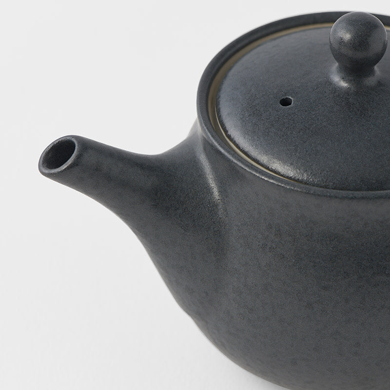 Teapot 400ml Matte Black Glaze - Image 4