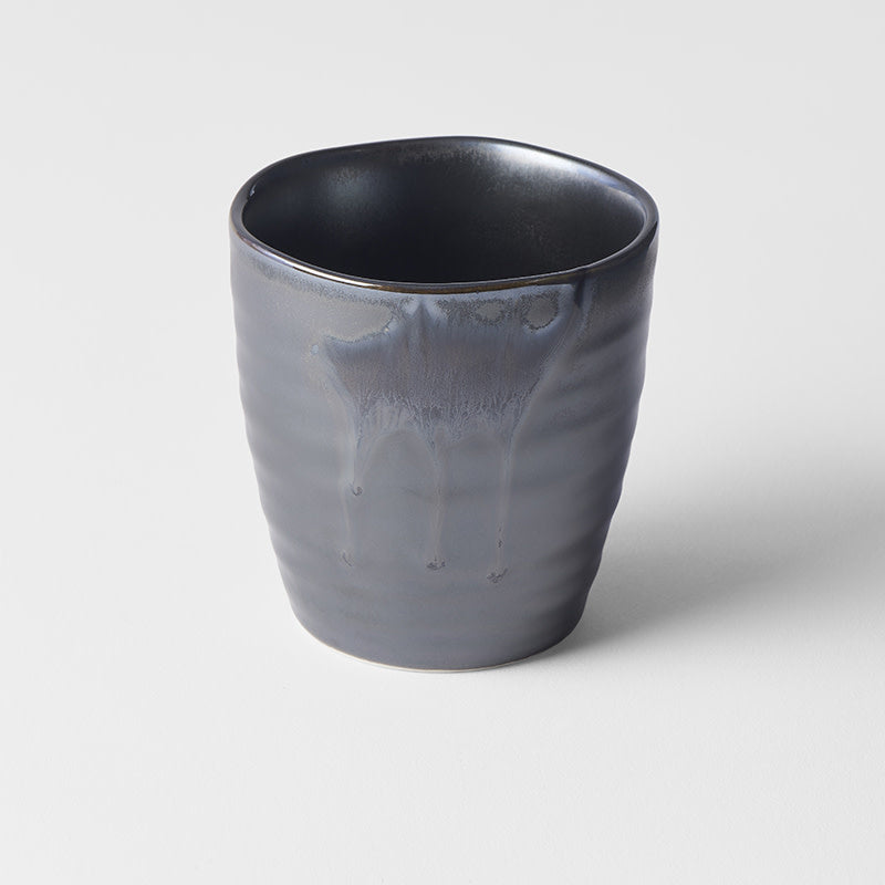 Sushi Mug 325ml Metallic Black Drip Glaze - Image 5