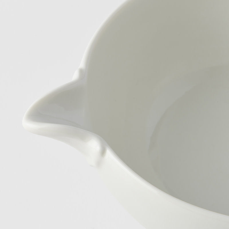 Pourer 12.5cm Ivory White Glaze - Image 2