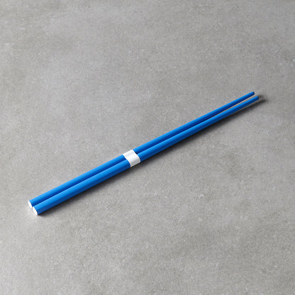 Chopsticks Lacquered Royal & White - Image 3