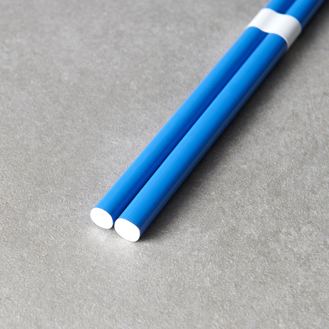 Chopsticks Lacquered Royal & White - Image 4