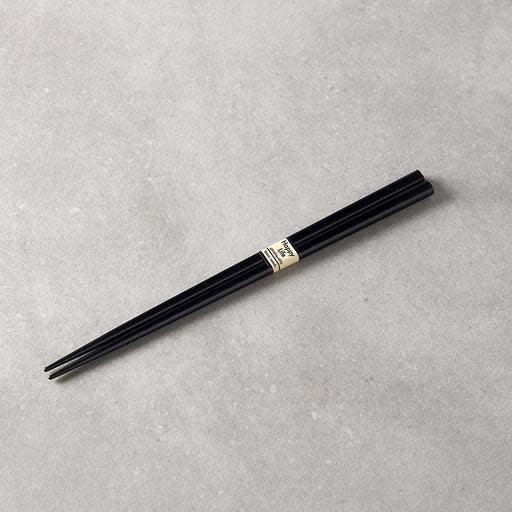 Chopsticks Lacquered Black Natural Wood - Image 5