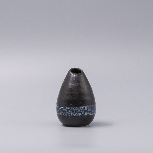 Vase Pinecone 10H Black Wave Design